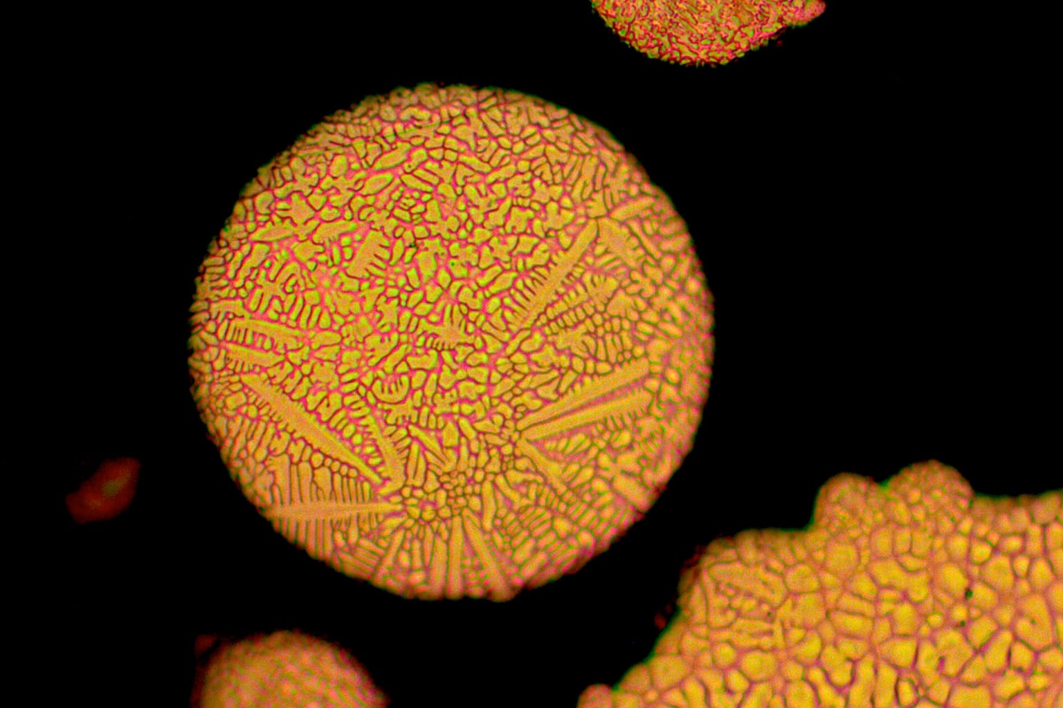 Illustrative photo: Microstructure of a steel powder particle